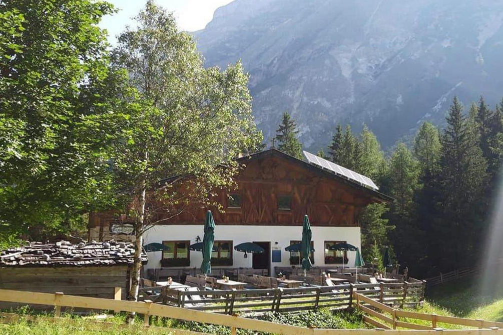Issenangeralm-stubai-02