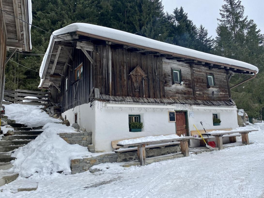 Tschangelair Winter.jpg